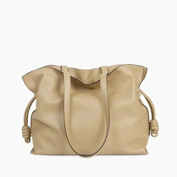 LOEWE Flamenco Knot Leather Clutch - Picture 1 of 3